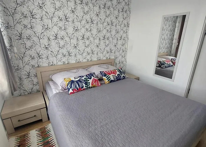 Azure Premium Basen Zewnetrzny Z Lezakami, Jacuzzi * Kolberg